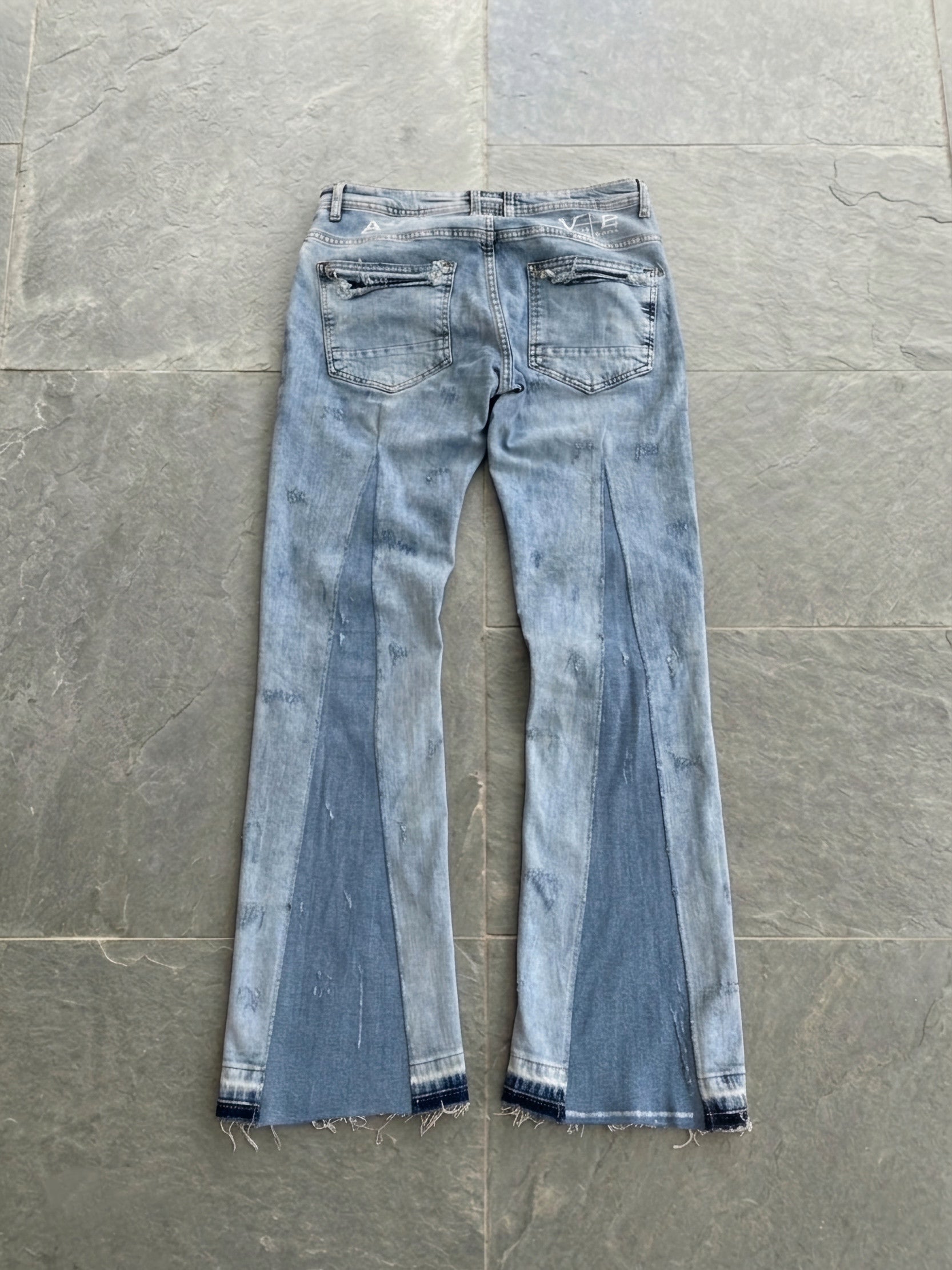 AYE FLARED JEANS